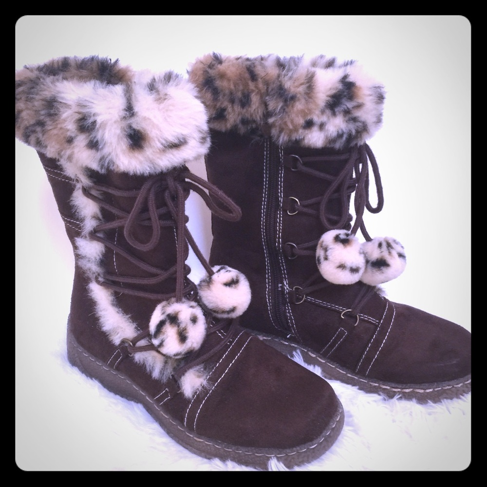 ❣️sold❣️ Faux Fur Stevies Boots